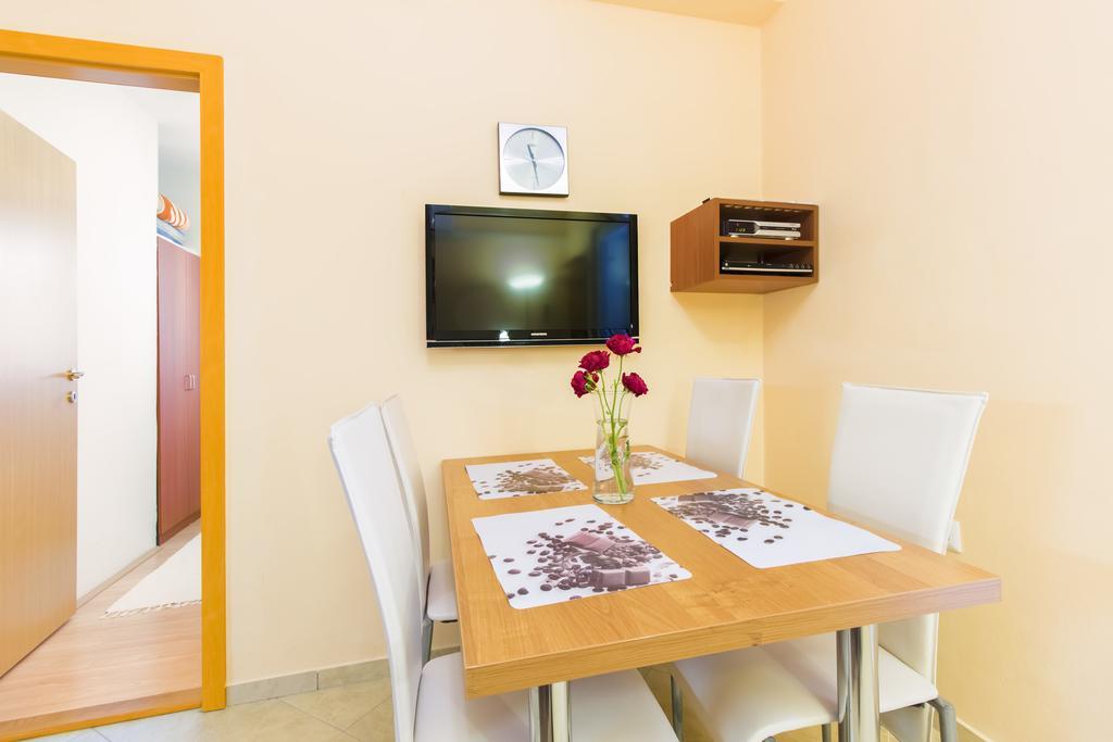 Oaza Tribunj Sea Viewアパートメント 部屋 写真